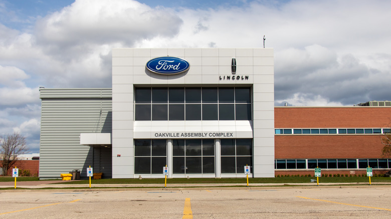 Office entrance to the Ford/Lincoln Motor Company Oakville Assembly Complex,