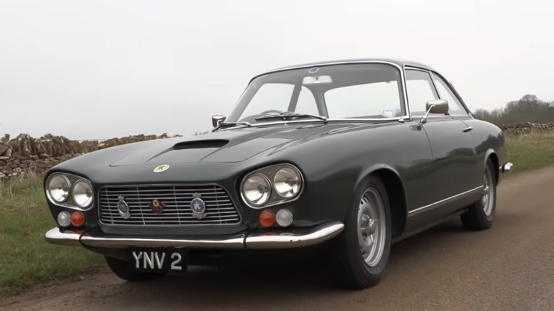 Gordon-Keeble GK1 front 3/4 view