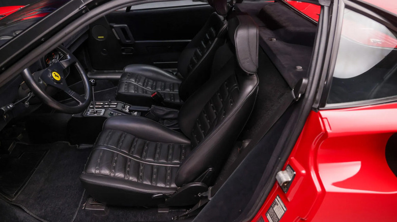 Ferrari 288 GTO interior