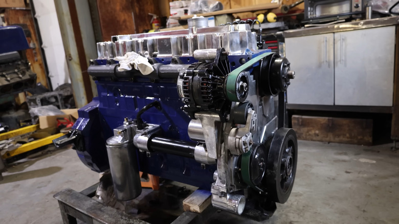 International / Navistar DT466 diesel engine