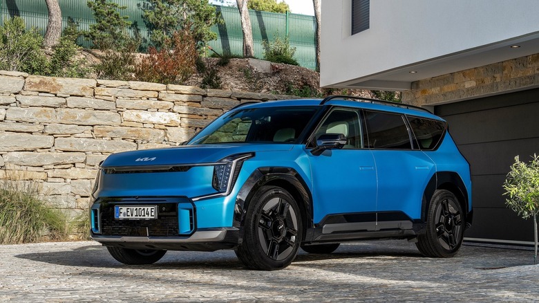 Kia EV9 front 3/4
