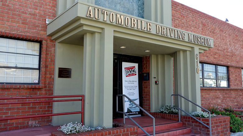 The art-deco style front entrance of Stanley Zimmerman's Automobile Driving Museum in El Segundo, California