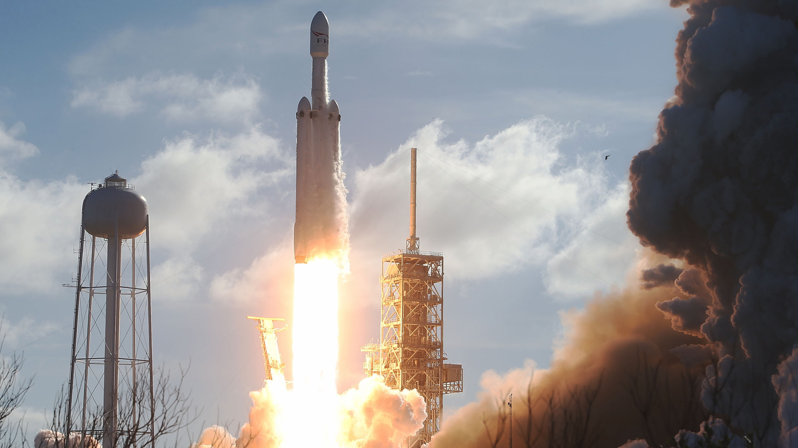 Shooting A Rocket Into Space Now Cheaper Than Hiring An Oil Tanker, And It's Not Because Space Travel Got Less Expensive