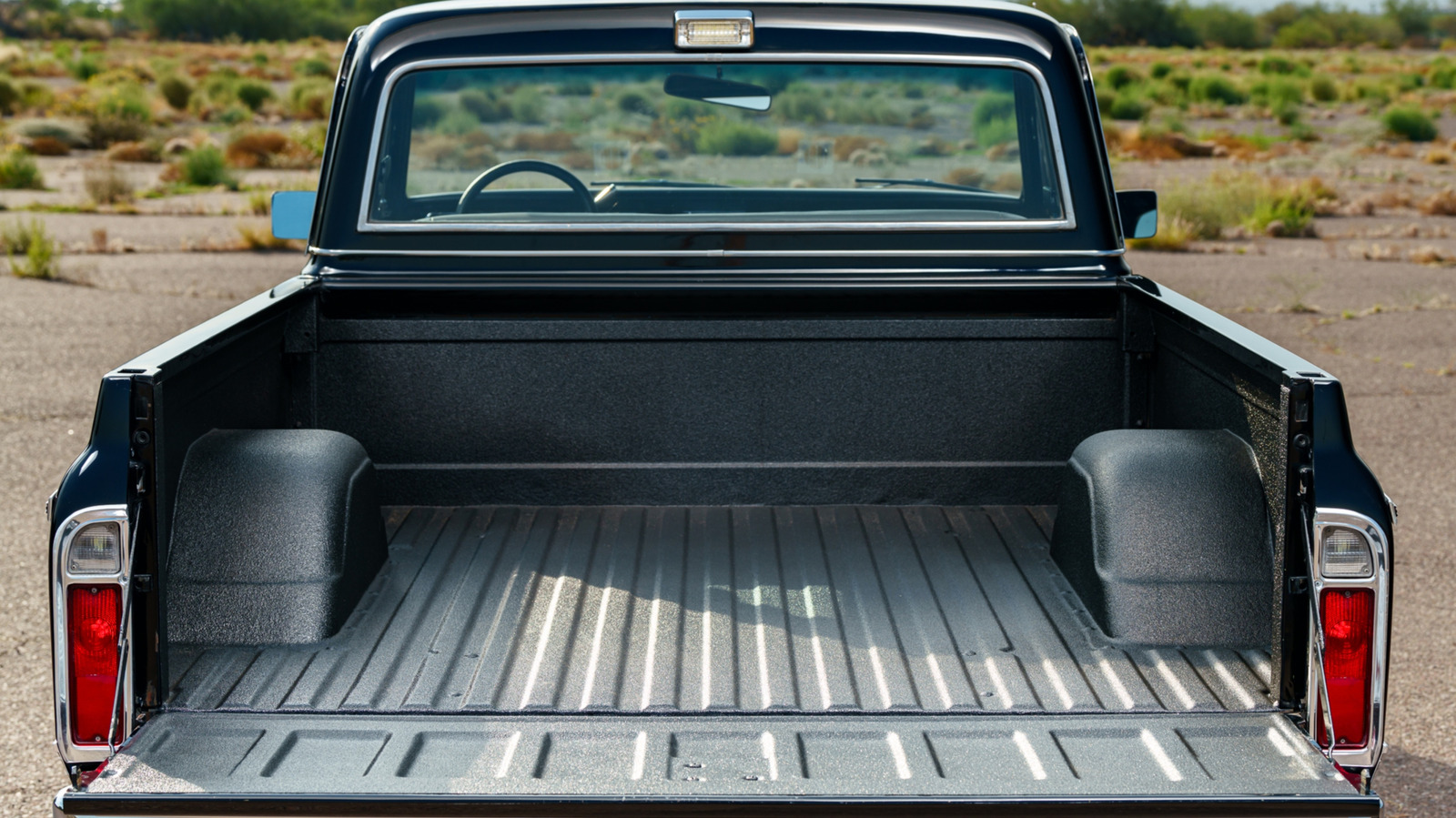 Spray Vs. Drop-In Bed Liner: Pros And Cons Every Truck Owner Should Know