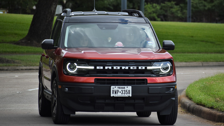 SUV with Texas front license plate