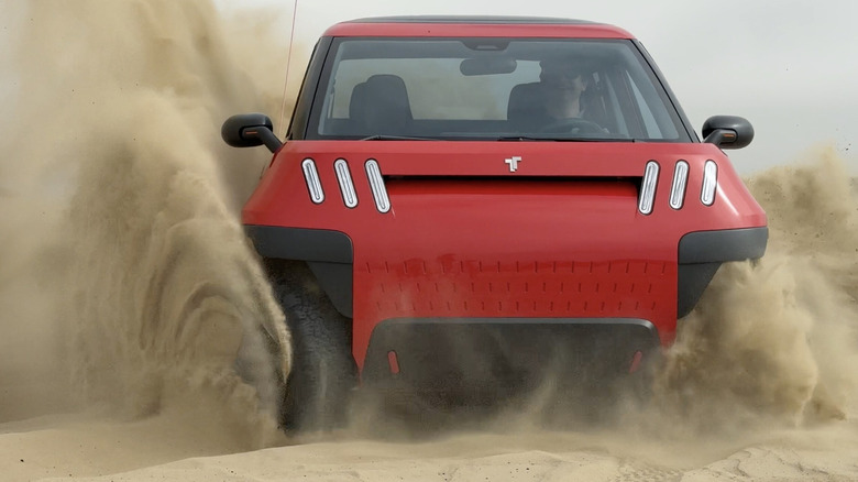 Telo MT1 prototype drifting in sand on Pismo Beach