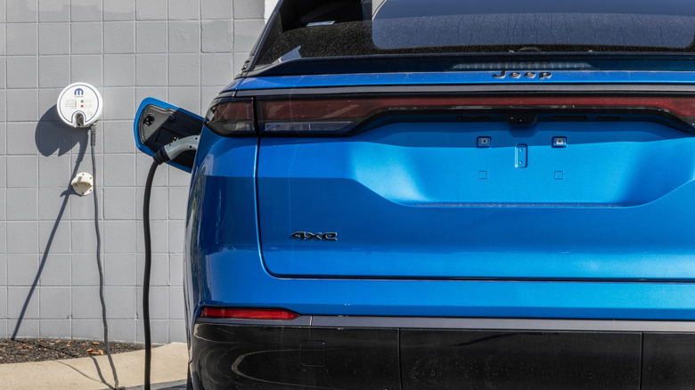 Jeep Wagoneer S Limited 4xe electric SUV display.