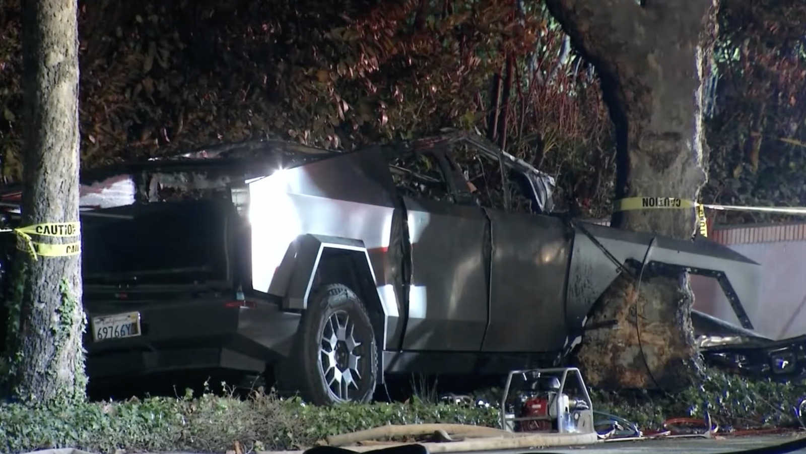 Tesla Door Malfunctions Have Led To 15 Deaths Following Crashes: Report