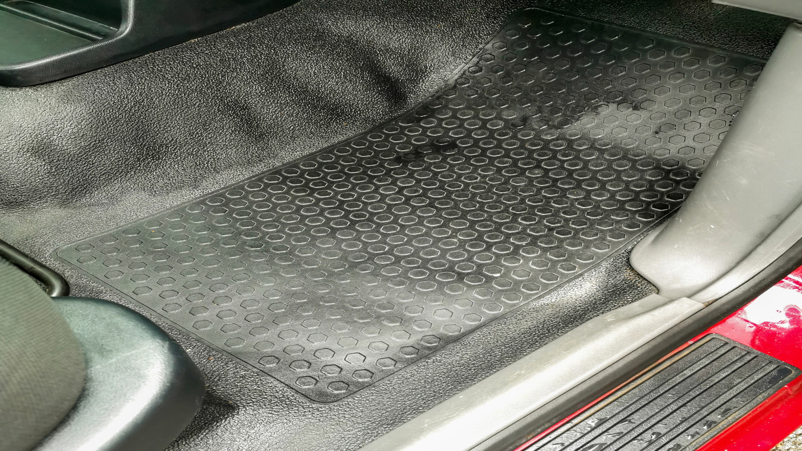 The 4 Things To Check If Your Car Is Wet Inside After It Rains