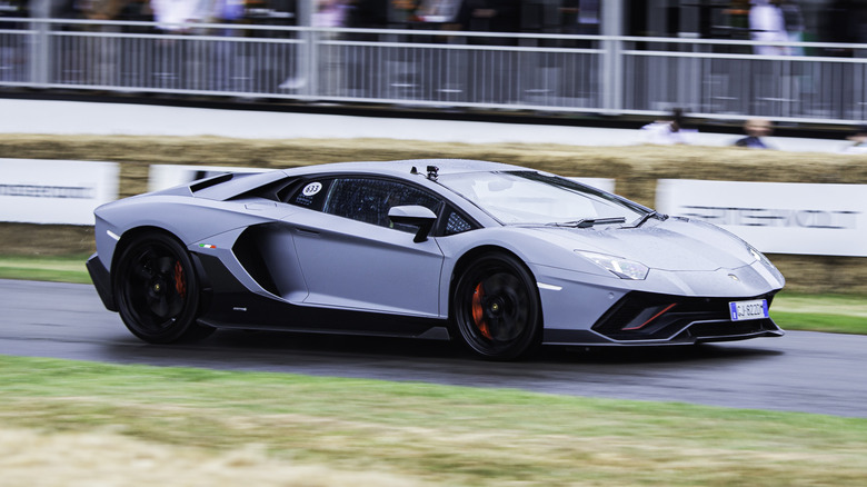 A dual-tone Lamborghini Aventador Ultima at the Goodwood Festival of Speed