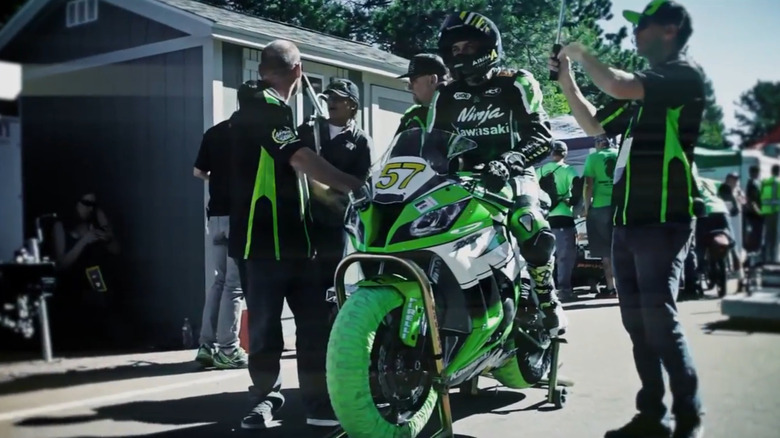Jereme Toye at the 2014 Pikes Peak hill climb aboard a Kawasaki Ninja ZX-10R