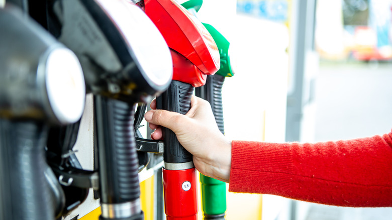 Filling gas in a gas station