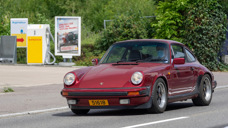 Porsche 911 SC driving in Germany