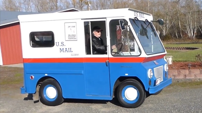 A Studebaker Zip-Van restored