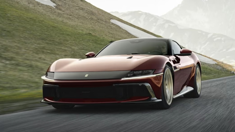 2027 Ferrari 12Cilindri Manuale