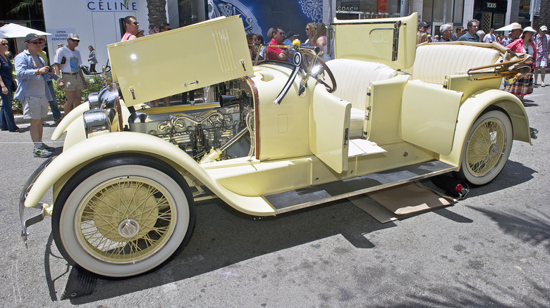 1921 Duesenberg Model A at the Rodeo Drive Concours during 2014
