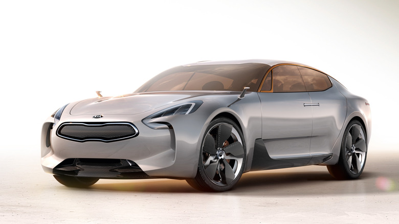Beauty front 3/4 of 2011 Kia GT Concept