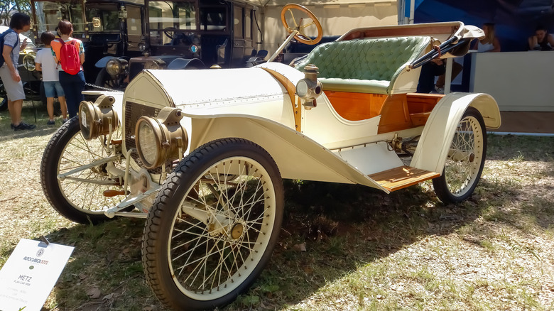 1908 Metz Plan roadster at Autoclasica 2022 car show in San Isidro, Argentina