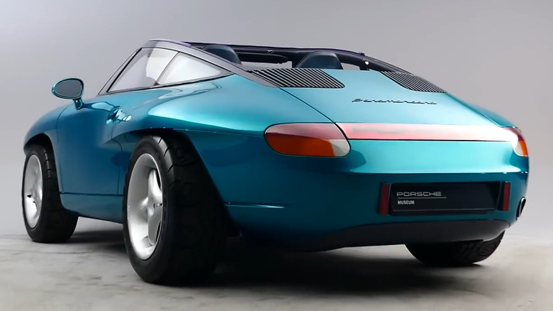 The 1989 Porsche Panamericana Concept seen from the rear.