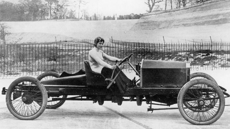 Dorothy Levitt onboard a vintage racing car circa 1908