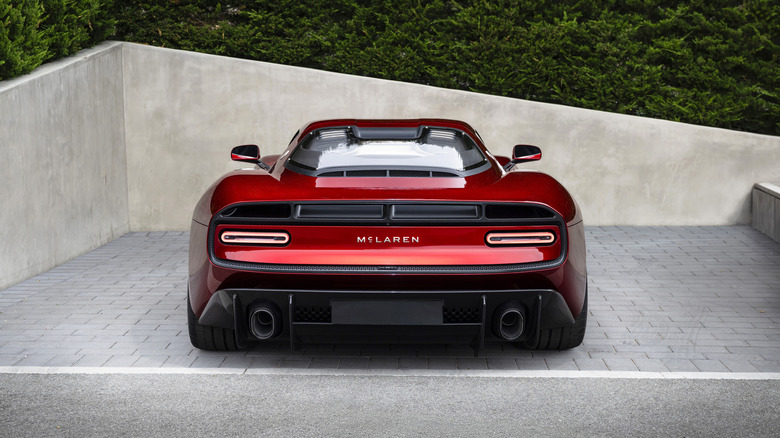 Rear view of the McL 6GT with the new McLaren logo.