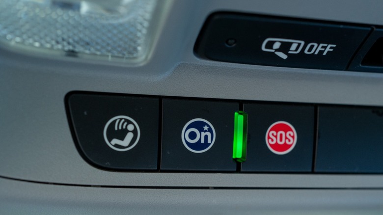 OnStar system shown inside a vehicle.