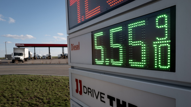 Gas position motion showing $5.55 for diesel