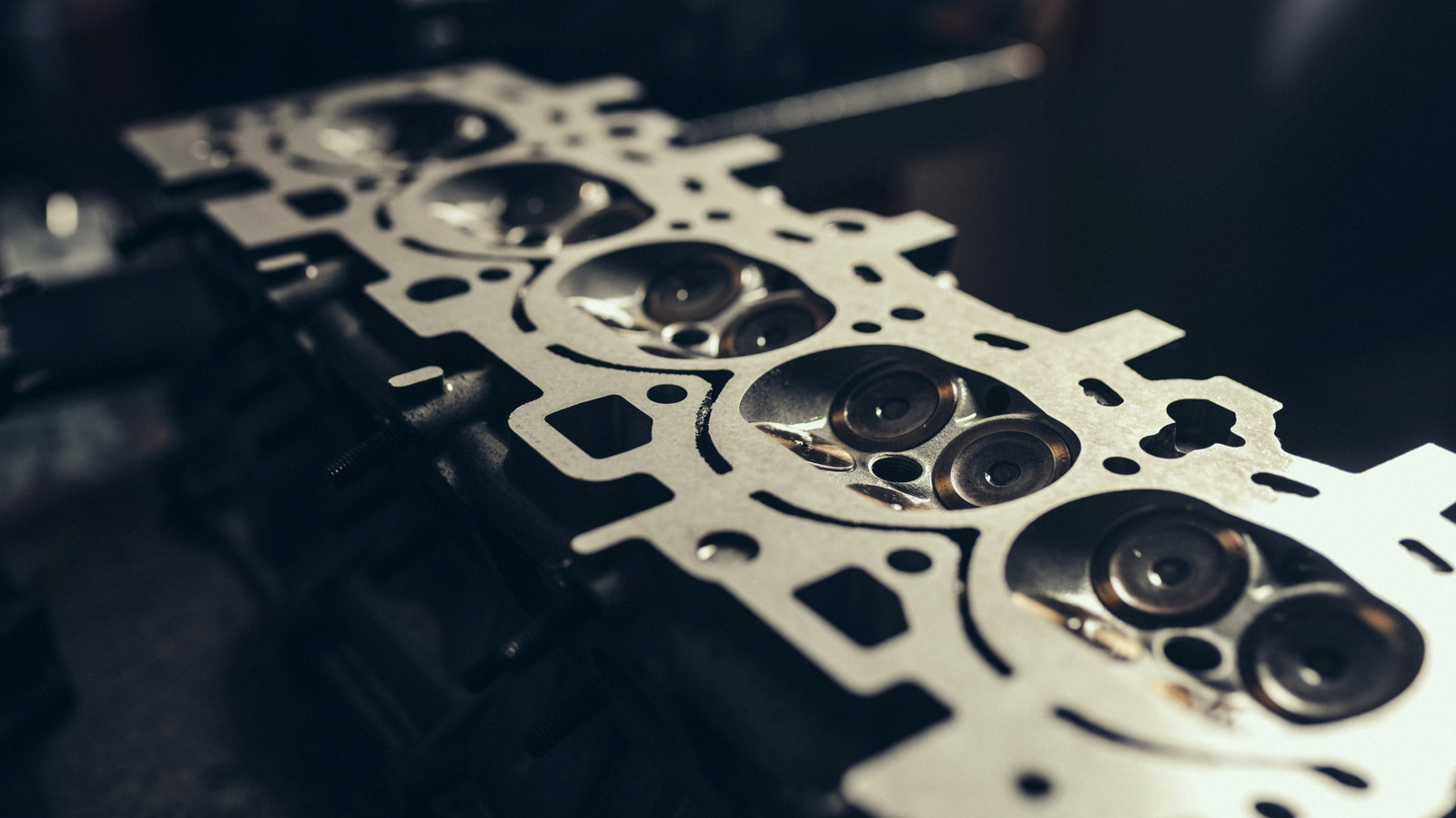 AutoWireDaily — The Vital Role Combustion Chamber Quench Plays In Engine Performance