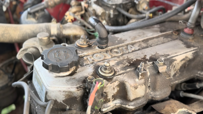 The Toyota 22R engine close-up