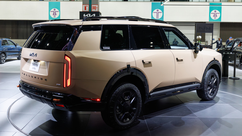 A 2027 Kia Telluride on display.