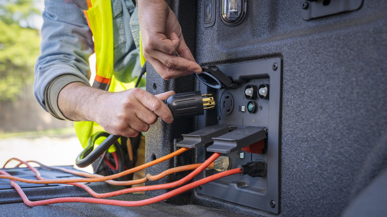 Close-up of Ford's Power Pro Onboard system.