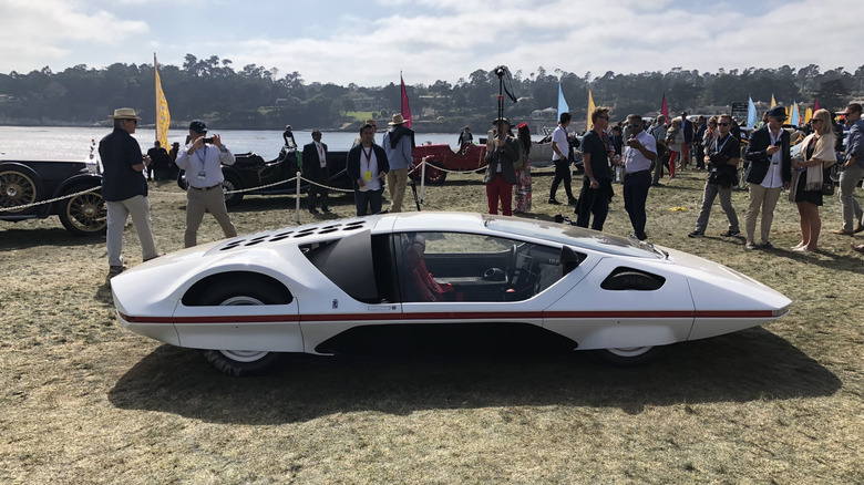 Side view of the Ferrari 512 Modulo