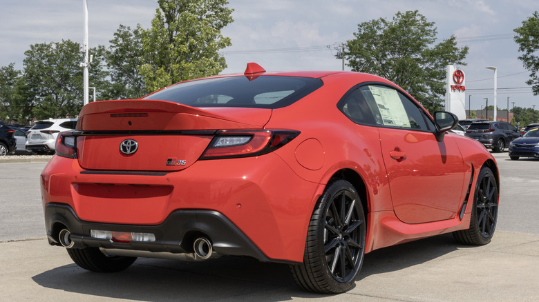 a bright red Toyota GR86