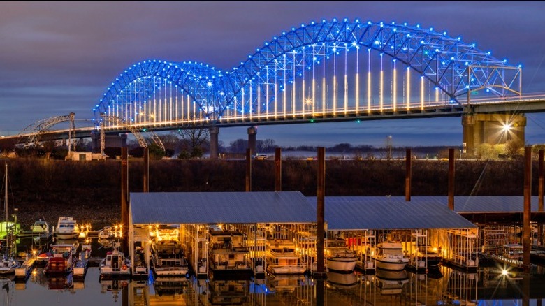Hernando De Soto span successful Mississippi