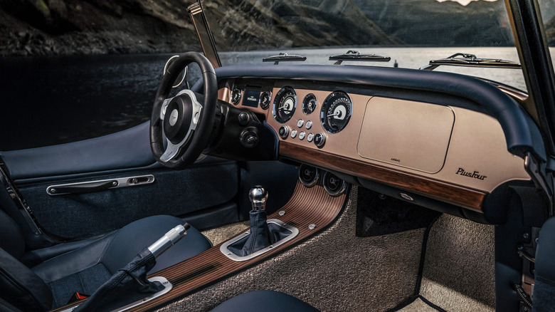 Morgan Plus 4 interior