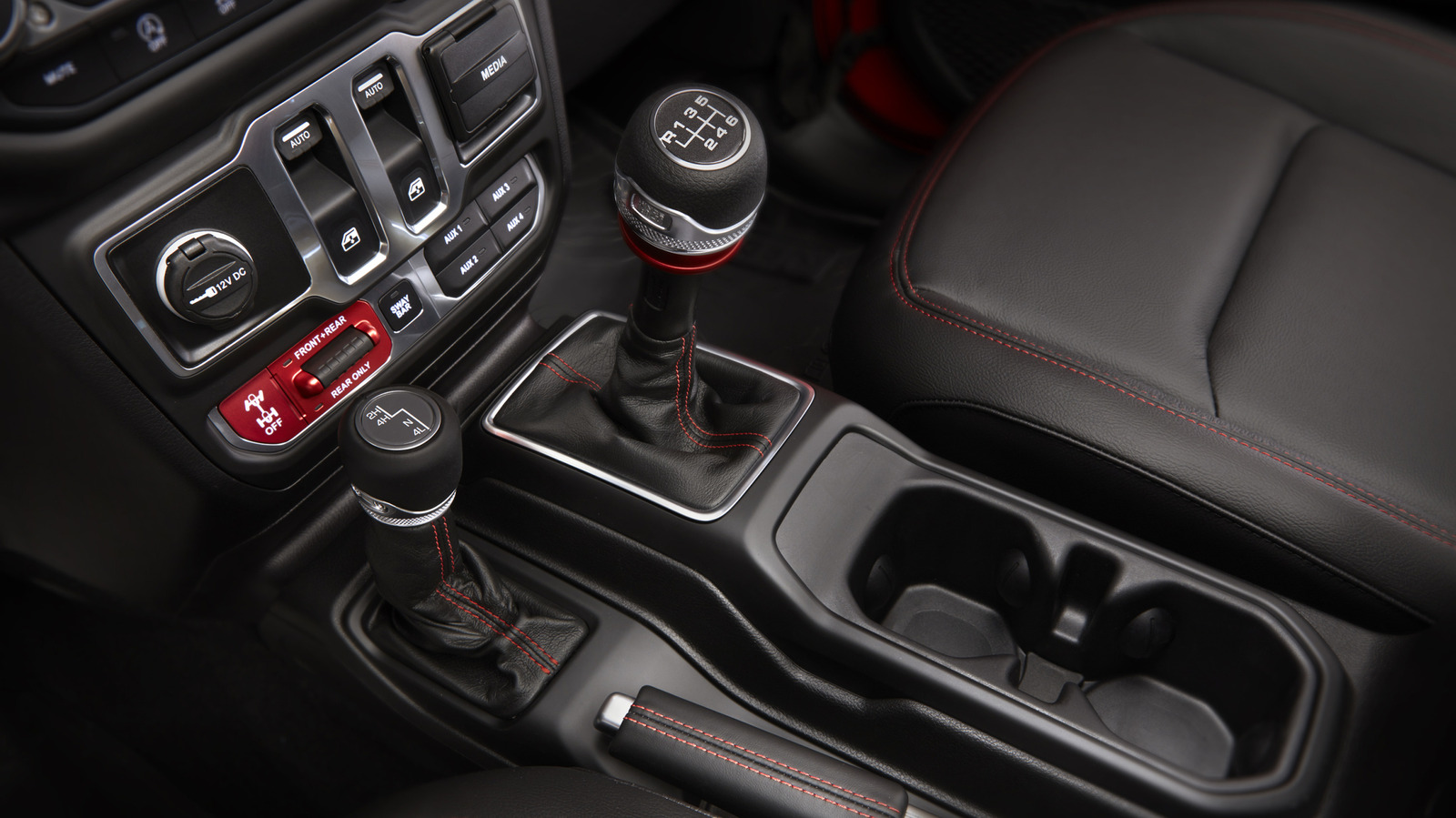 These Are The Last New Vehicles You Can Get With A Manual Transfer Case