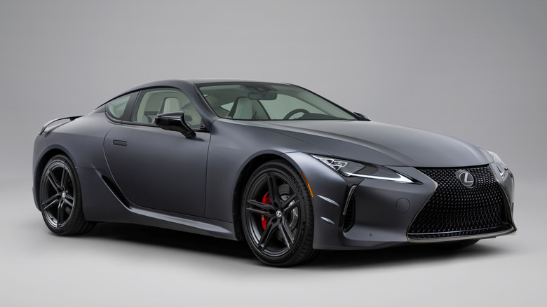 Front 3/4 view of a grey Lexus LC 500