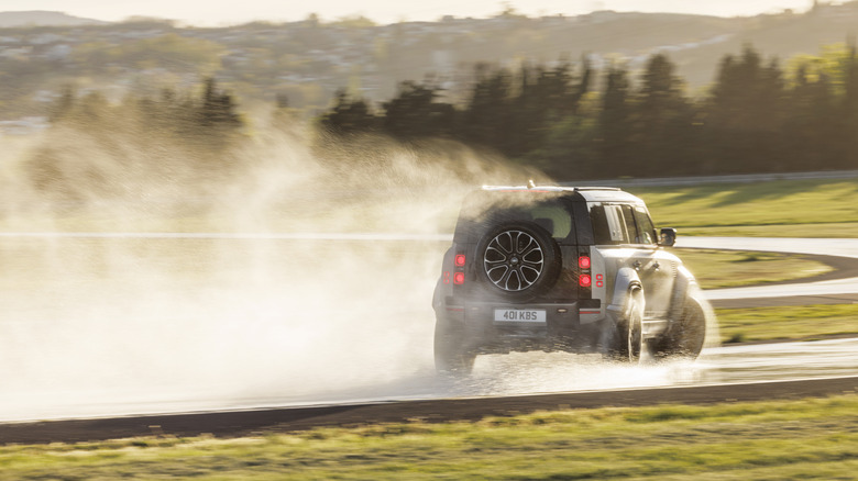A drifting Land Rover Defender Octa