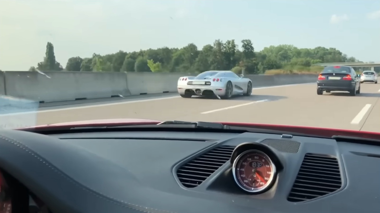 These Are The Only Highways In The World With No Speed Limit