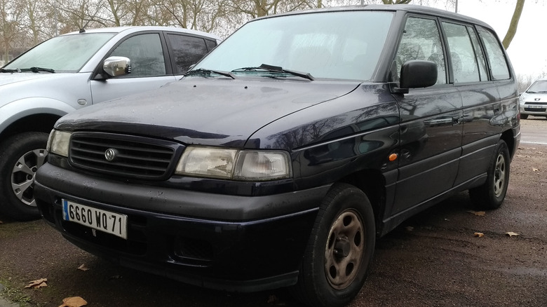 A achromatic first-generation Mazda MPV