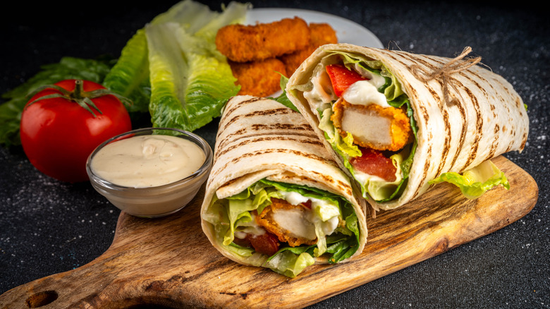 Fried chickenhearted wraps pinch nuggets