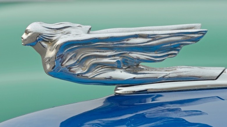 the hood ornament of a rolls royce