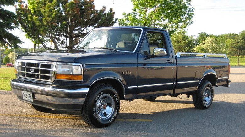 1993 Ford F-150, with dual fuel tanks