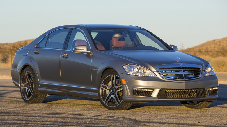Front 3/4 view of a matte grey Mercedes-Benz S65 AMG