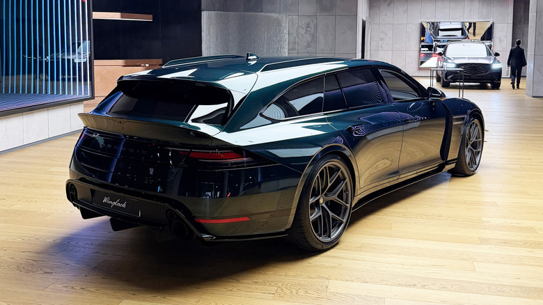 Rear 3/4 view of the Genesis G90 Wingback concept