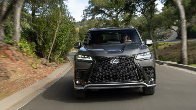 Lexus LX hard front