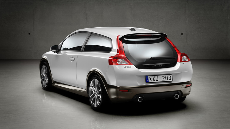 Rear 3/4 view of a white Volvo C30