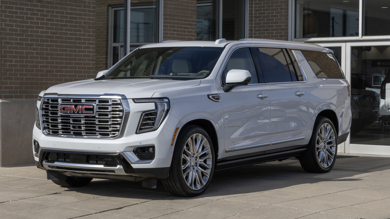 Carmel - November 5, 2025: GMC Yukon XL Denali Large SUV display at a dealership. GMC offers the Yukon with a 6.2L EcoTec3 V8 engine. MY:2026