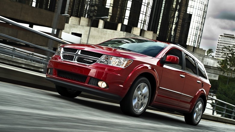 Dodge Journey front 3/4