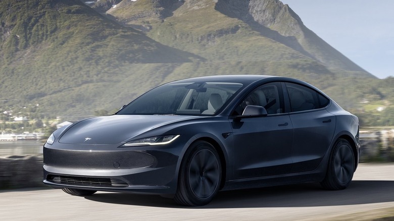 Tesla Model 3 front 3/4